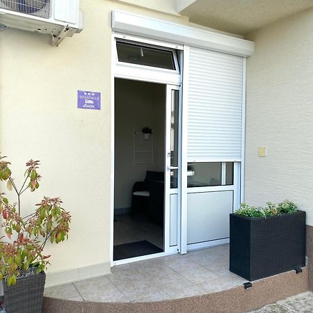 Apartman Lucija Gradici Bagian luar foto