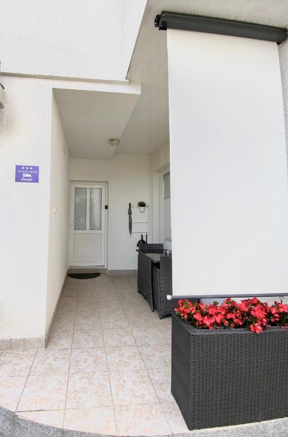 Apartman Lucija Gradici Bagian luar foto